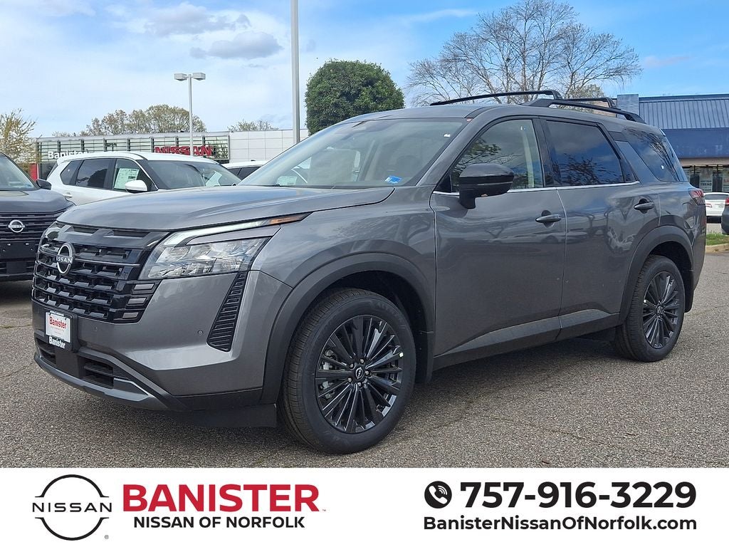 2026 Nissan Pathfinder SL