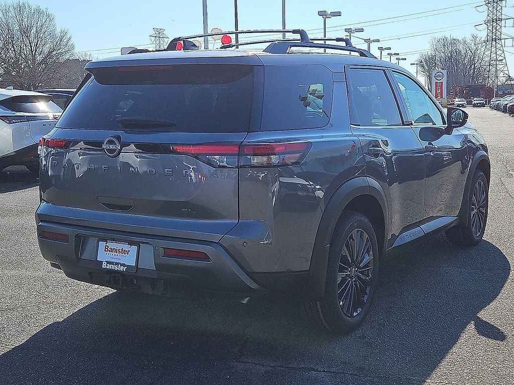 2026 Nissan Pathfinder SL