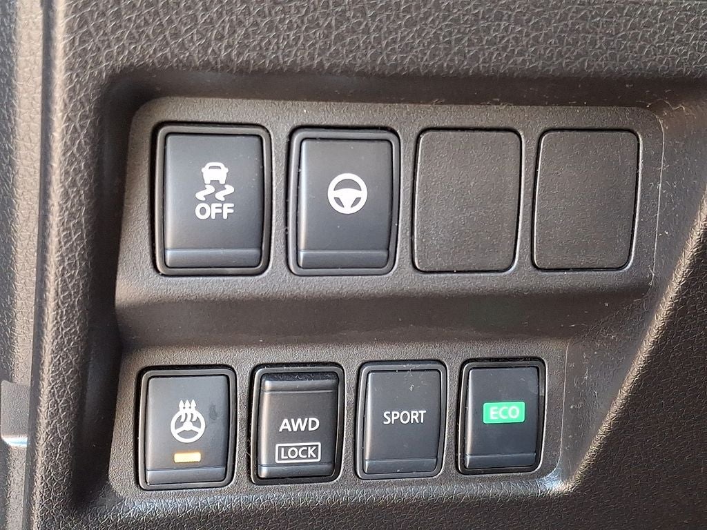 2020 Nissan Rogue Sport SV