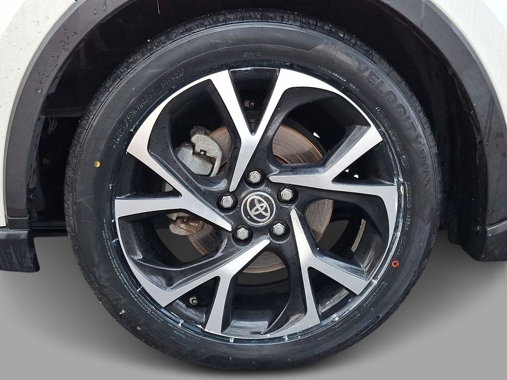 2020 Toyota C-HR XLE