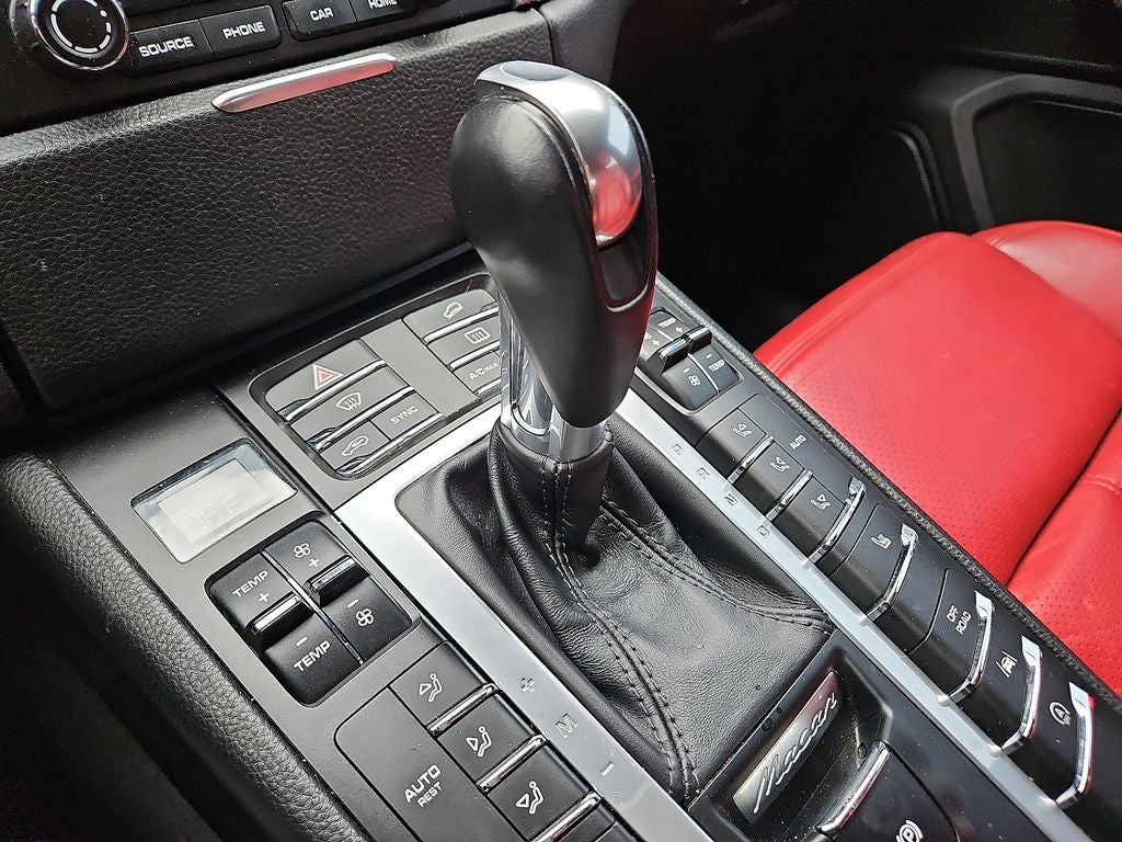 2018 Porsche Macan Base