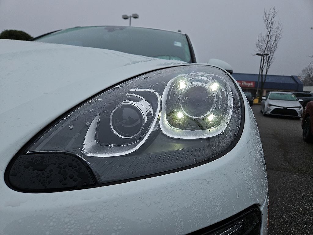 2018 Porsche Macan Base