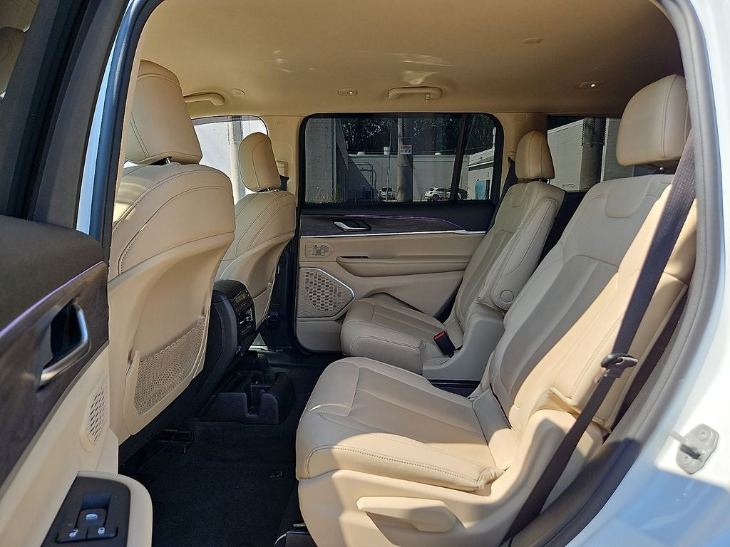 2022 Jeep Grand Cherokee L Limited 4x4