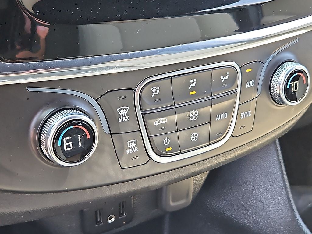 2023 Chevrolet Traverse AWD LS
