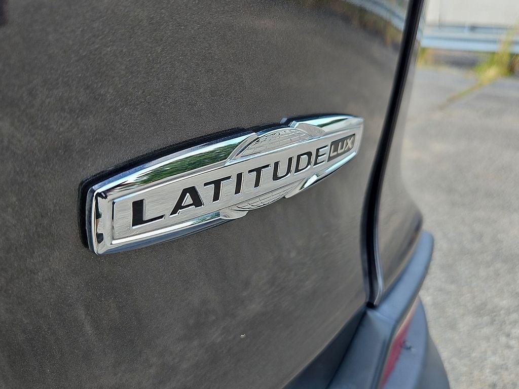 2022 Jeep Cherokee Latitude Lux