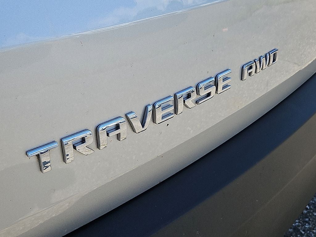2020 Chevrolet Traverse LS