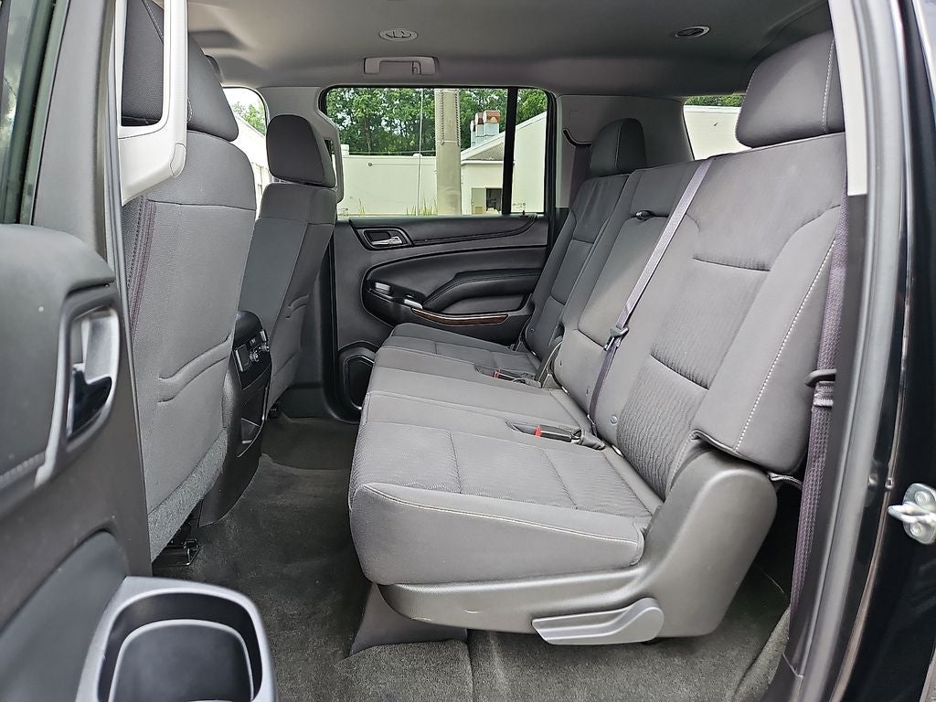 2016 Chevrolet Suburban LS