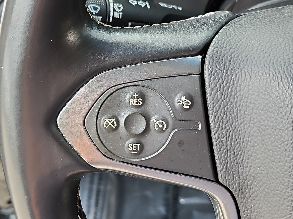 2016 Chevrolet Suburban LS