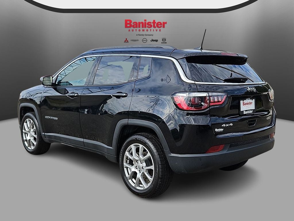 2022 Jeep Compass Latitude Lux