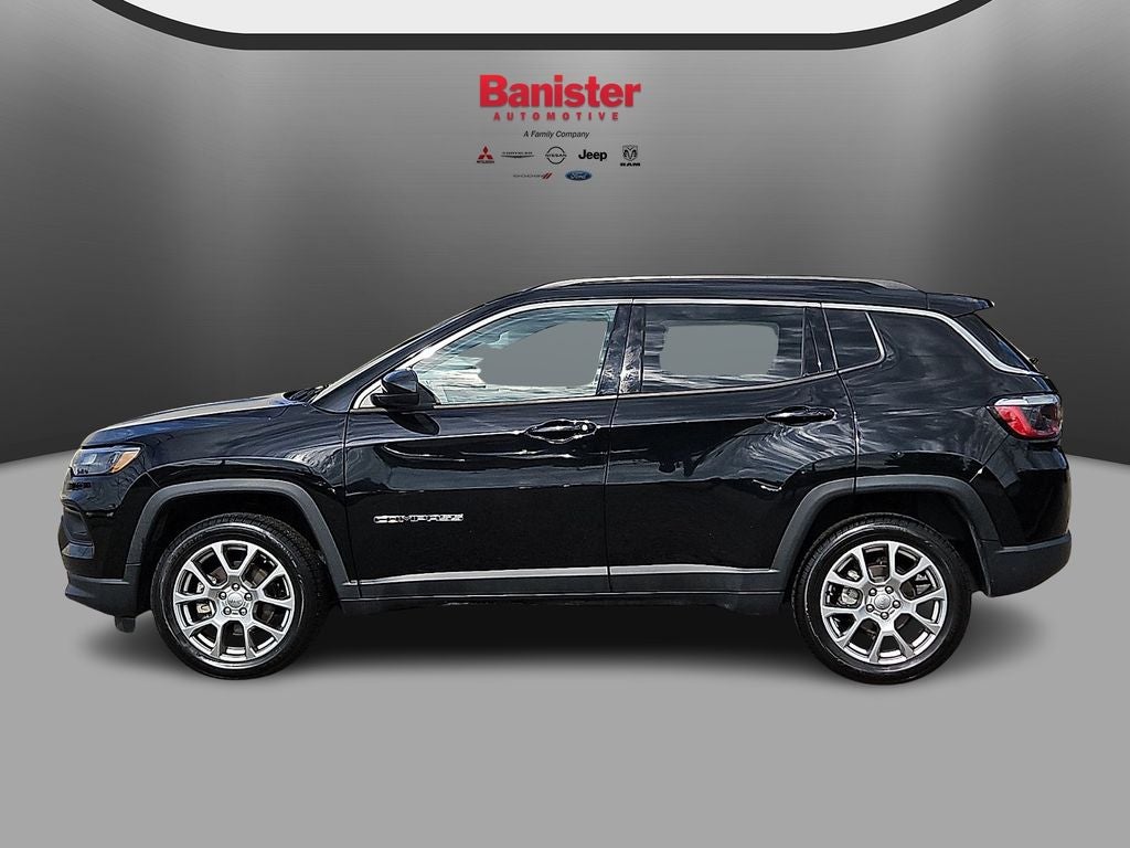 2022 Jeep Compass Latitude Lux