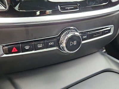 2020 Volvo S60 Momentum