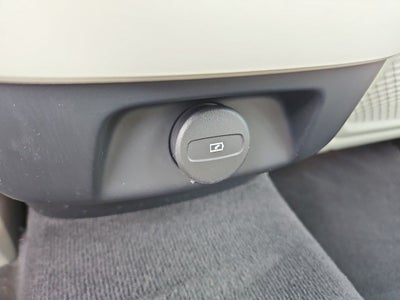 2023 Volvo S60 Plus Dark Theme