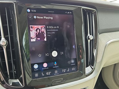 2023 Volvo S60 Plus Dark Theme
